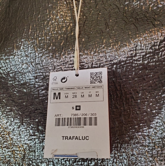 BALLOON SLEEVE CROP TOP - Picture 6 of 6